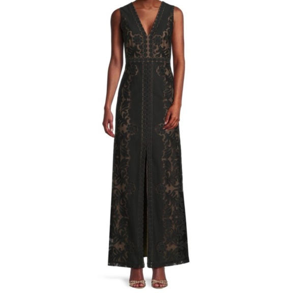 BCBMAXAZRIA V Neck Lace A Line Gown Black - Picture 3 of 12